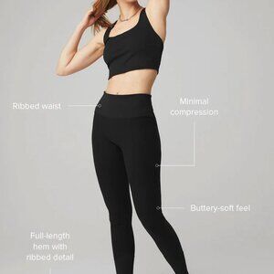 ALO High-Waist Alosoft Lounge Legging – Size M, Black